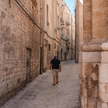 Luxury Santa Teresa Old Town شقة *